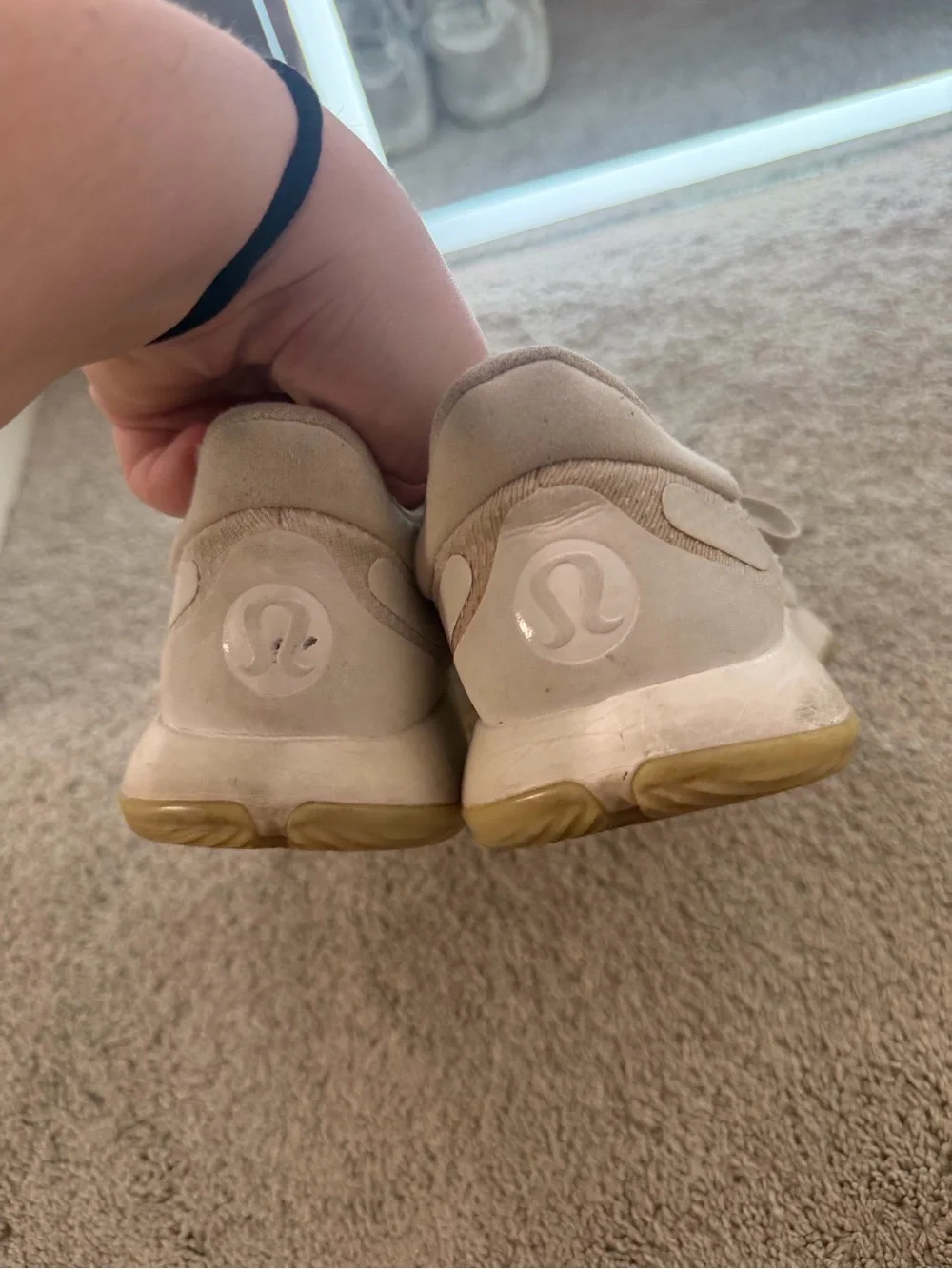 lululemon athletica lightweight athletic